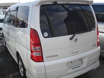 2002 Nissan Serena Images