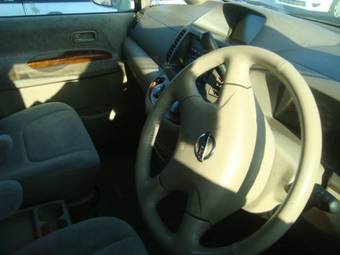 2002 Nissan Serena Pictures