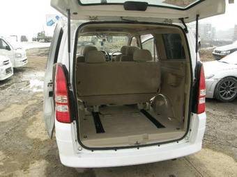 2002 Nissan Serena For Sale