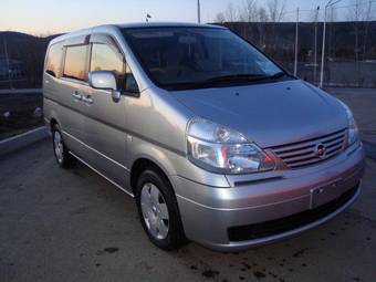 2002 Nissan Serena Photos