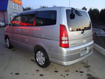 2002 Nissan Serena Pictures