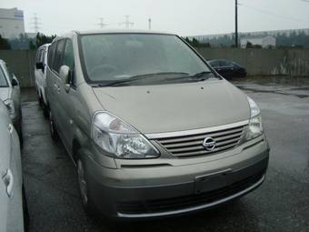 2002 Nissan Serena Pics