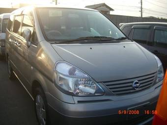 2002 Nissan Serena Pictures