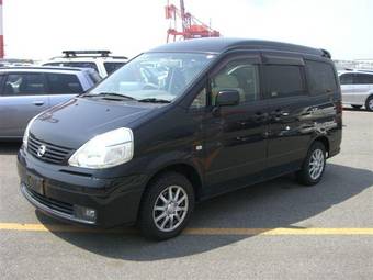 2002 Nissan Serena Pictures