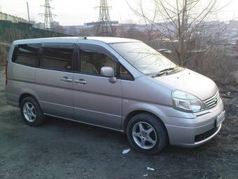 2002 Nissan Serena Pictures