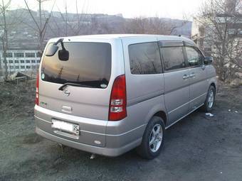 2002 Nissan Serena Wallpapers