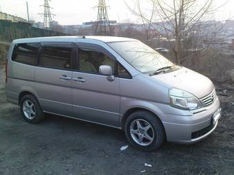 2002 Nissan Serena Images