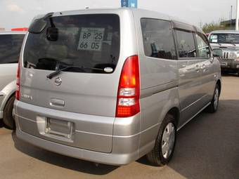 2002 Nissan Serena Pictures