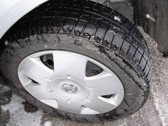 2002 Nissan Serena Pictures