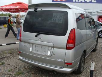 2002 Nissan Serena Pictures