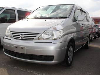 2002 Nissan Serena Photos