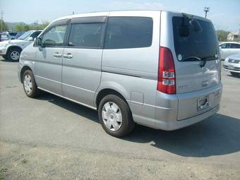 2002 Nissan Serena Pictures