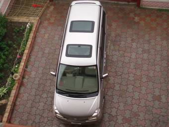 2002 Nissan Serena Photos
