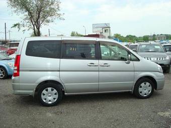 2002 Nissan Serena Pictures