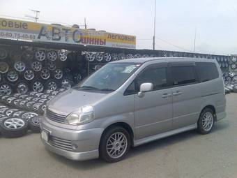 2002 Nissan Serena Pics