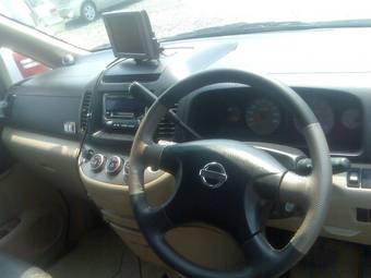2002 Nissan Serena Images
