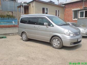 2002 Nissan Serena Pictures