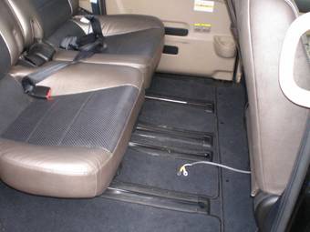 2002 Nissan Serena Photos