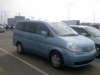 2002 Nissan Serena Photos