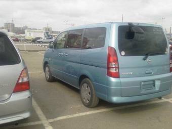 2002 Nissan Serena Photos