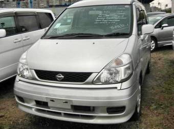 2002 Nissan Serena Pictures