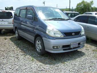 2002 Nissan Serena Pictures