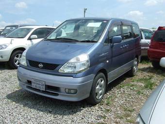 2002 Nissan Serena Pictures