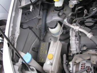 2002 Nissan Serena Pictures