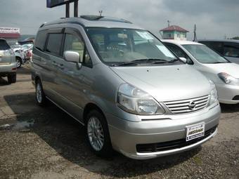 2002 Nissan Serena Pictures