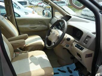 2002 Nissan Serena For Sale