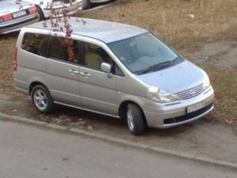 2002 Nissan Serena Pictures