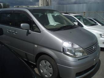 2002 Nissan Serena Pictures