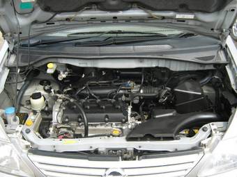 2002 Nissan Serena Pictures