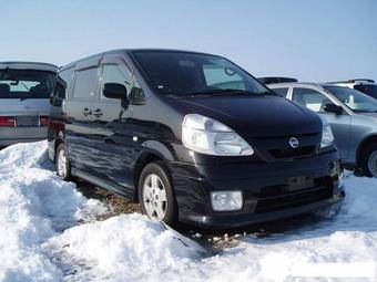 2002 Nissan Serena Pictures