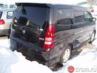 2002 Nissan Serena Photos