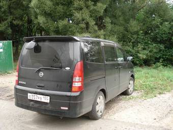 2002 Nissan Serena Photos