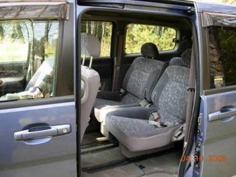 2002 Nissan Serena For Sale