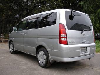 2002 Nissan Serena Photos