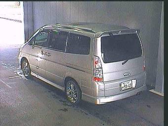 2002 Nissan Serena Photos