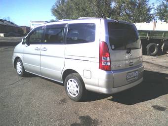 2002 Nissan Serena Photos