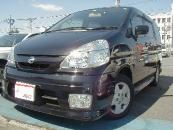 2003 Nissan Serena