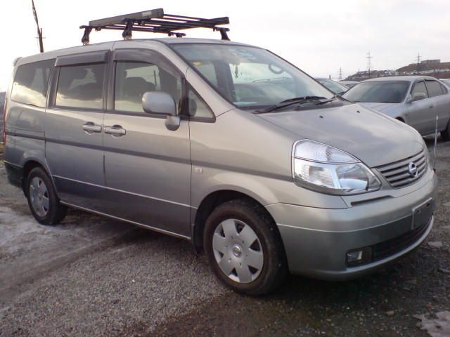 2003 Nissan Serena