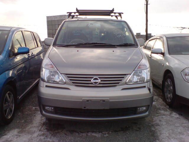 2003 Nissan Serena