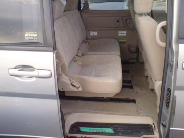 2003 Nissan Serena