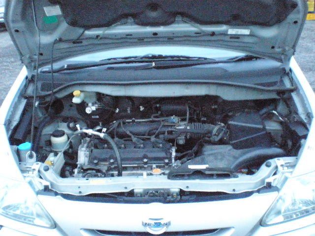 2003 Nissan Serena