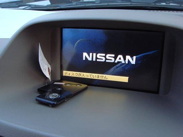 2003 Nissan Serena