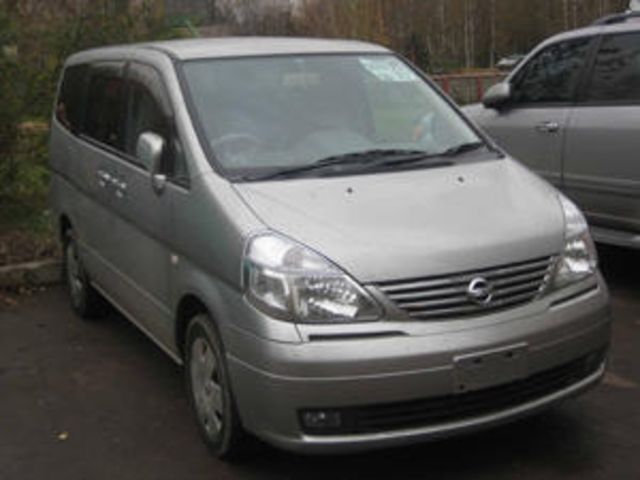 2003 Nissan Serena