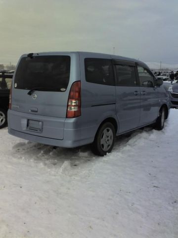 2003 Nissan Serena