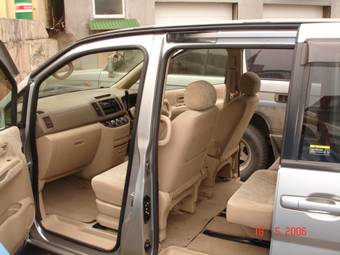 2003 Nissan Serena For Sale