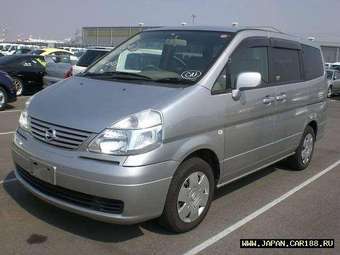 2003 Nissan Serena Pictures